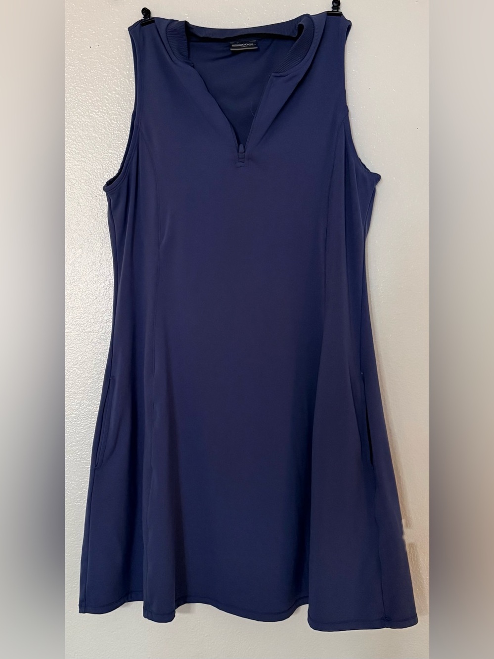 32 Degrees Cool Navy Blue Sleeveless Dress Built In Bra Pockets L